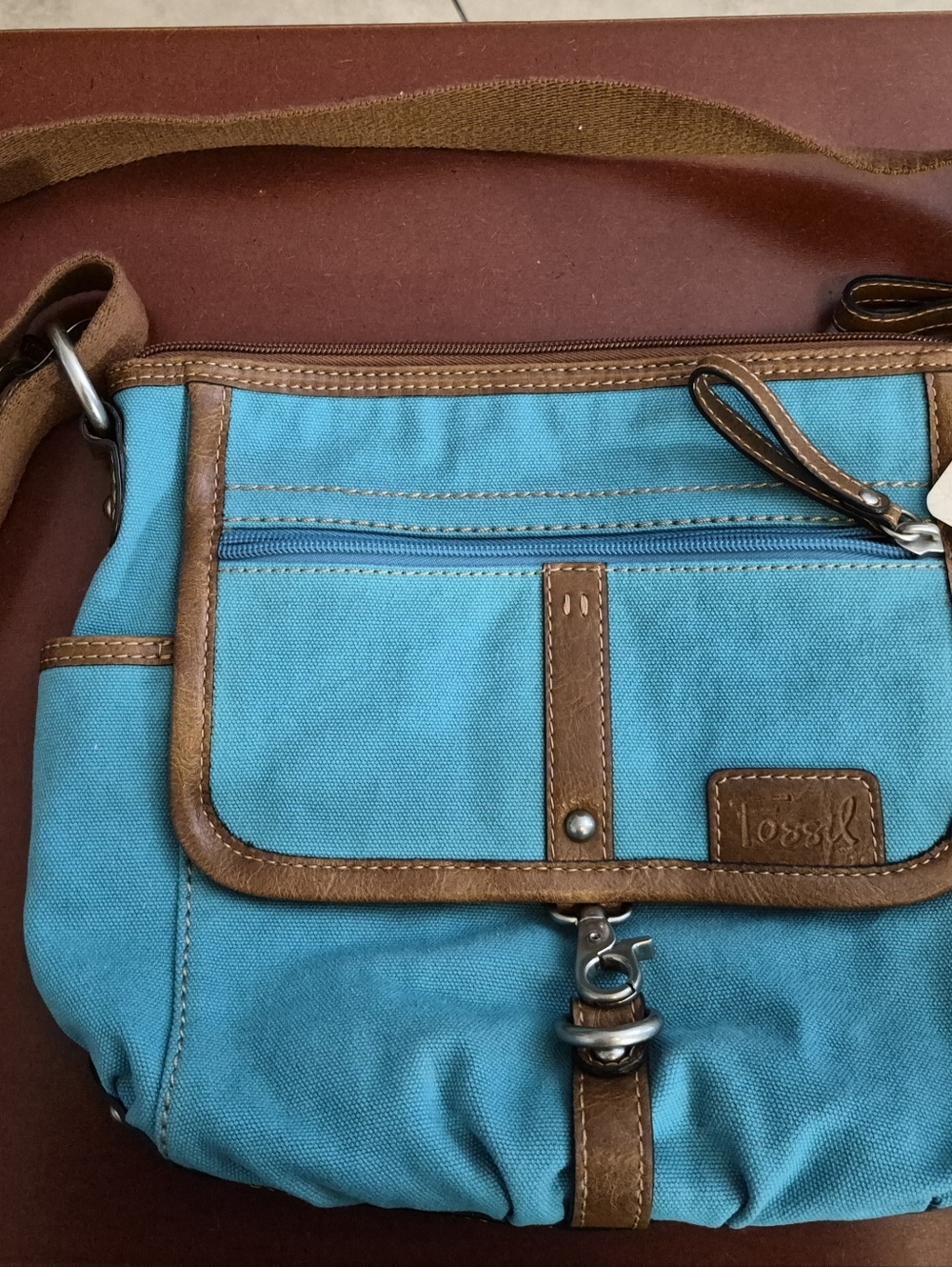 FOSSIL CANVAS AND LEATHER CROSSBODY BAG FROM KEY-PER COLLECTIONS; NWT - Picture 4 of 10